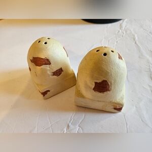 Vintage Terricota Rustic Cream and Brown Salt and Pepper Shakers